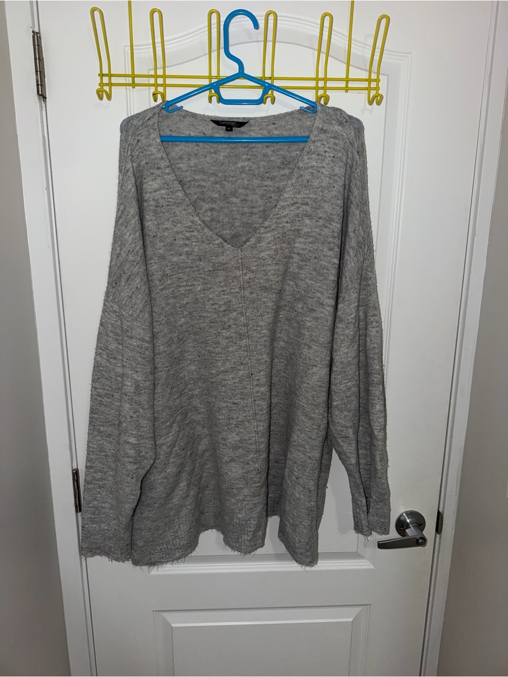 Womens V-Neck Gray Sweater - Comfortable Everyday Knit